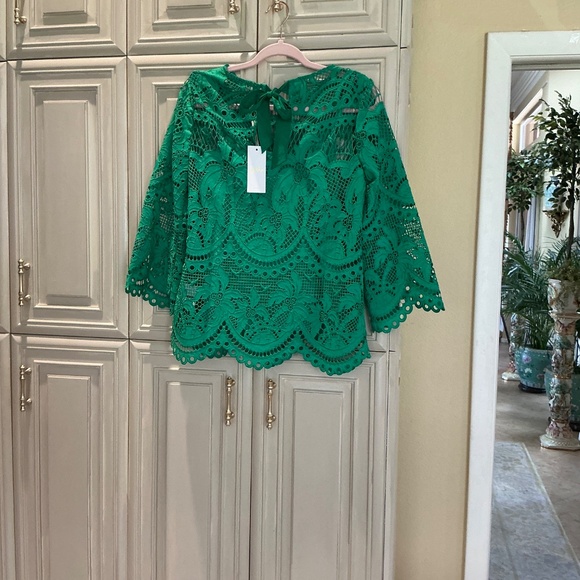 LILLY PULITZER LACE TOP - Picture 3 of 3